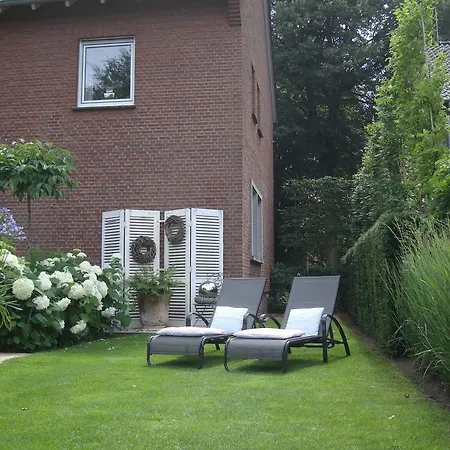 Haus Unter Den Linden *