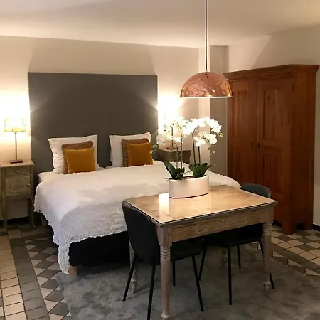 Haus Unter Den Linden *