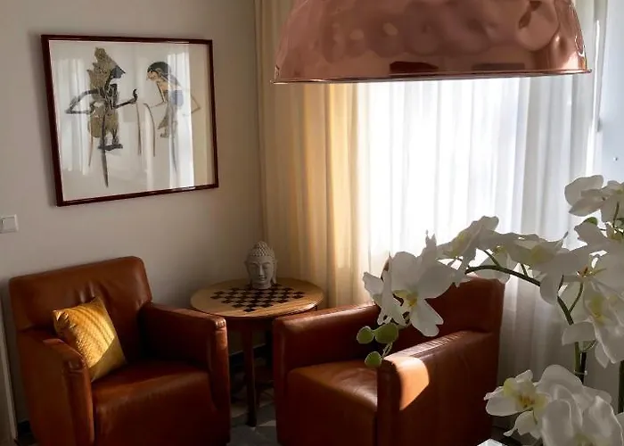 Haus Unter Den Linden Hotel