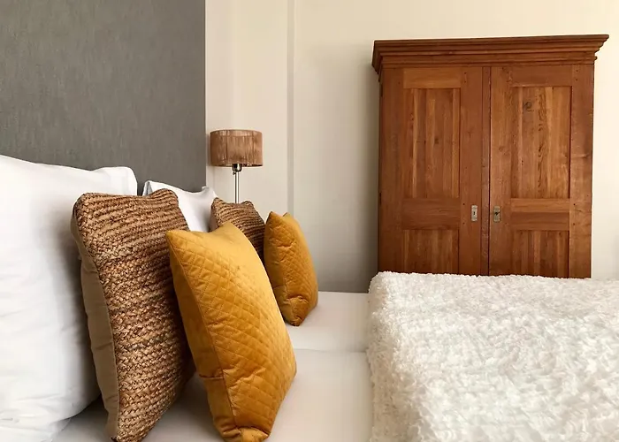 Haus Unter Den Linden