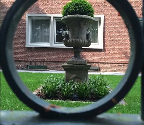 Hotel Haus Unter Den Linden